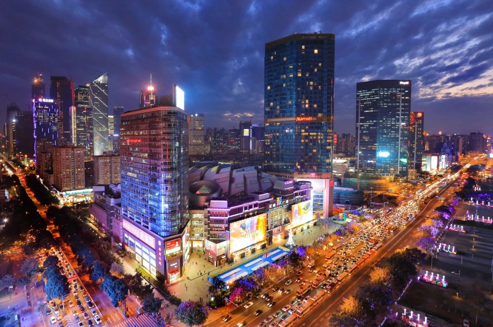 如何培育建设消费中心城市？