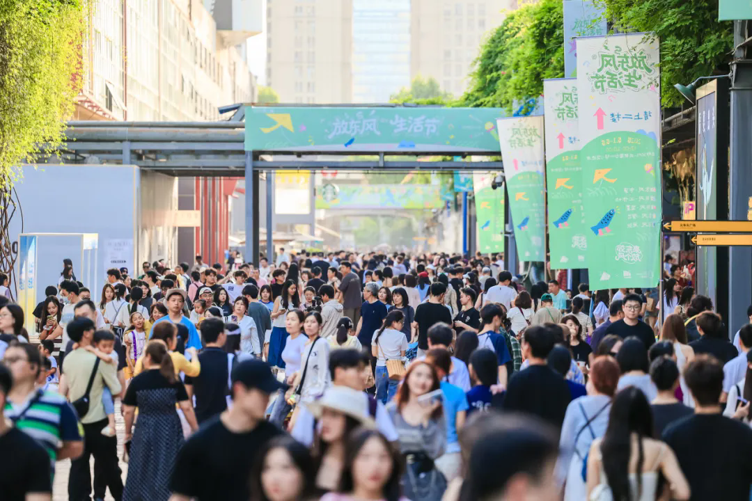 从锈迹到新生：工业遗产遇上非标商业会有何“化学反应”？