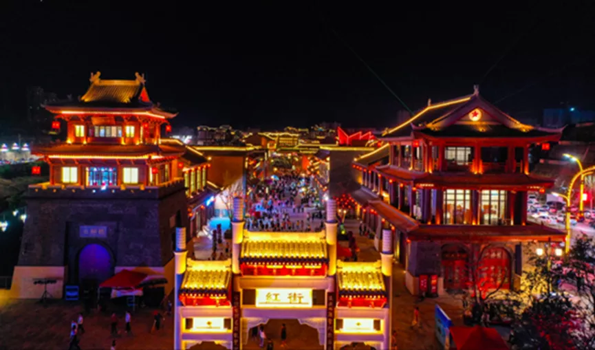 万达这条新开的红街，一个月200万人次流量！如何做到的？